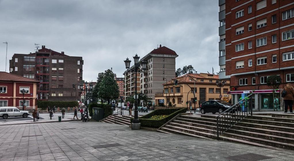 Apartamento La Paz - Con Bano No Compartido En Pasillo Maison d'hôtes Oviede